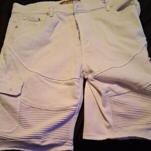 White Cargo Shorts with Ribbed Detailing